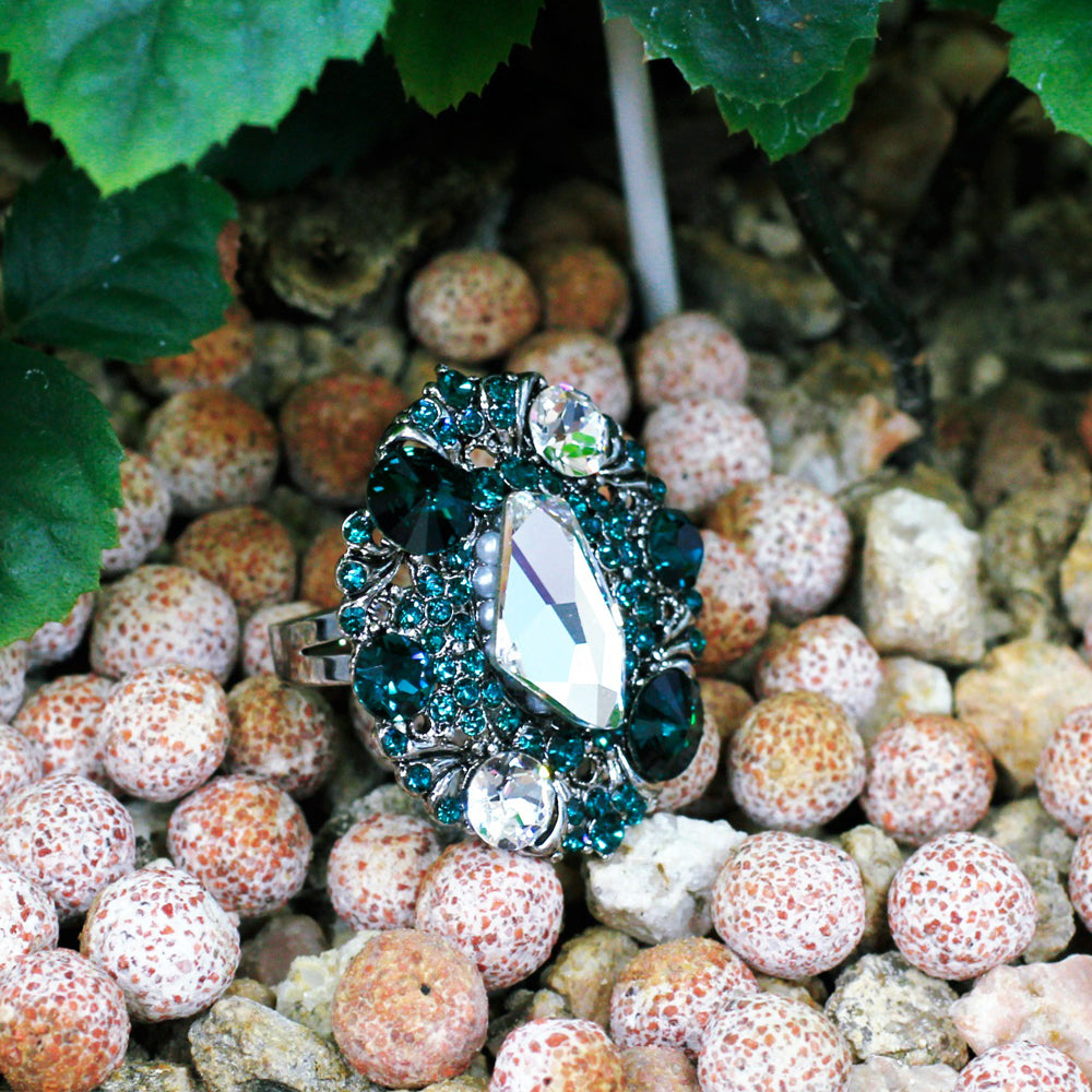 BNP Jewelry Big Unique Ring Oval Design Luxury Ring K-Fashion Ring K-Celebrity Drama