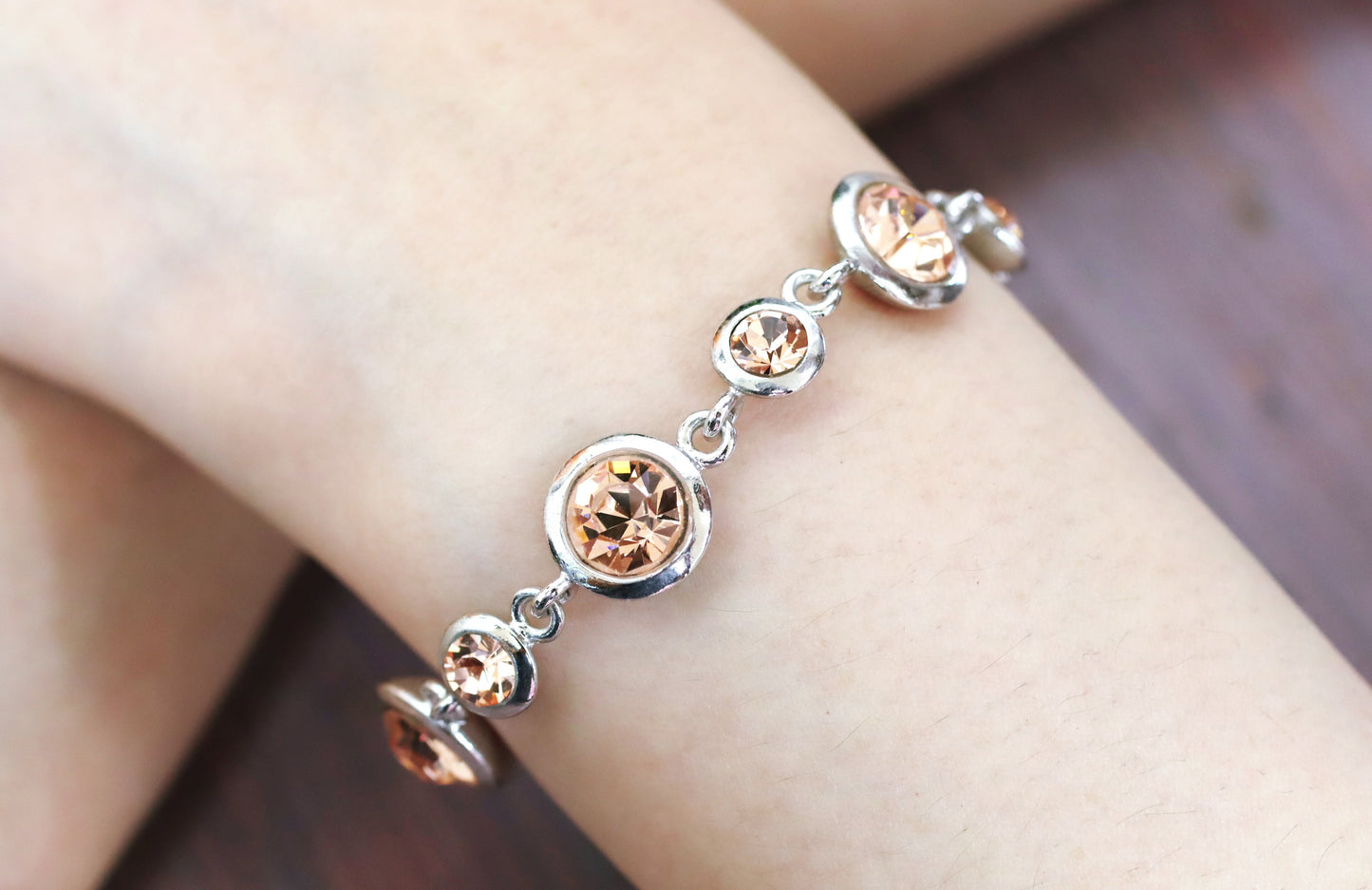 BNP Jewelry Luxury Austrian Crystal Bracelet K-Design Fashion Style Bracelet Made in Korea
